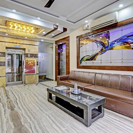 Townhouse Grand Inn Ghaziabad Luaran gambar