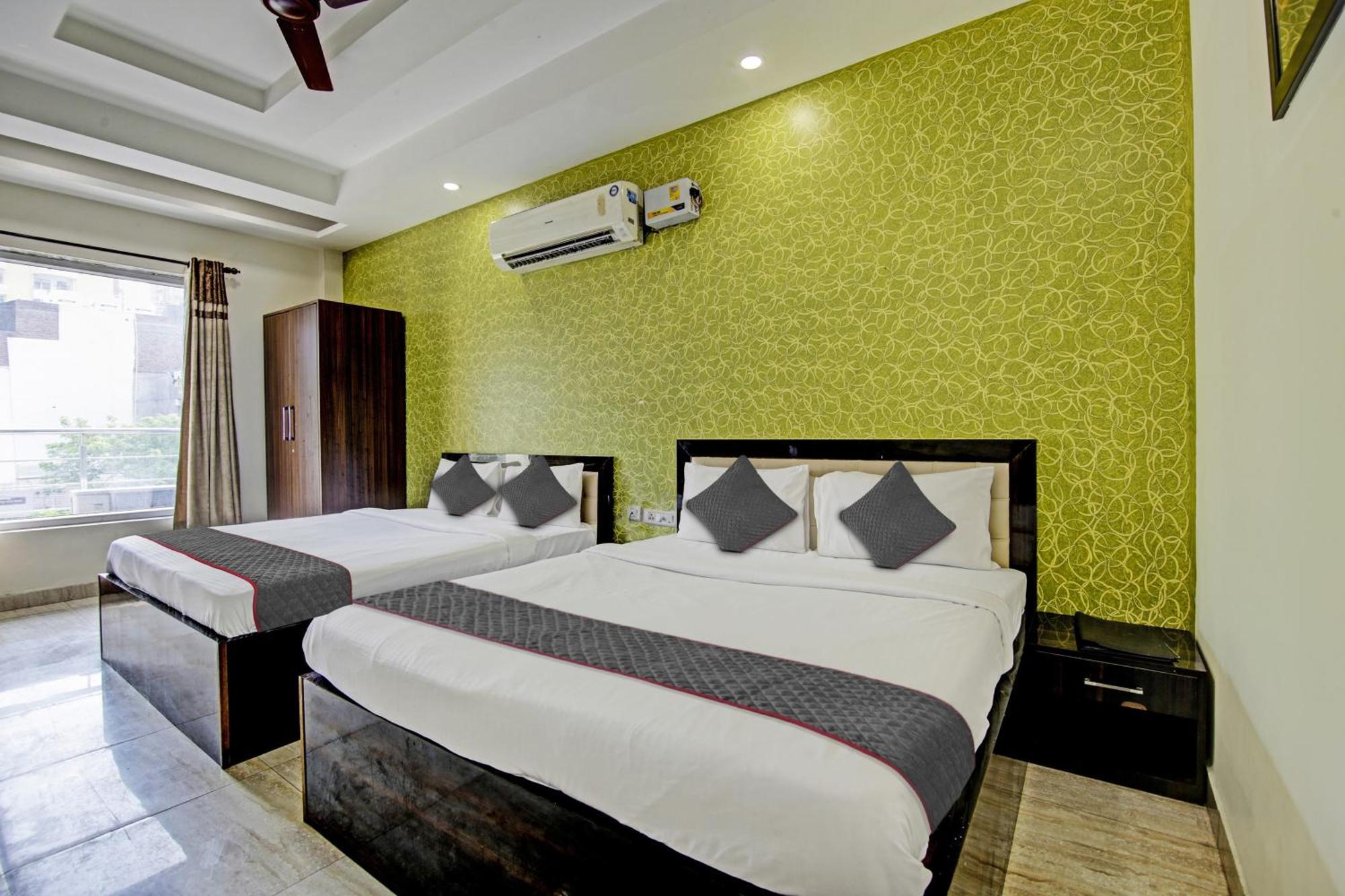 Townhouse Grand Inn Ghaziabad Luaran gambar